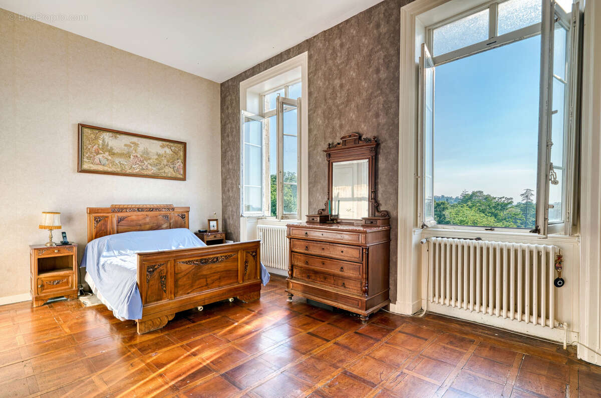 Maison à CREMIEU