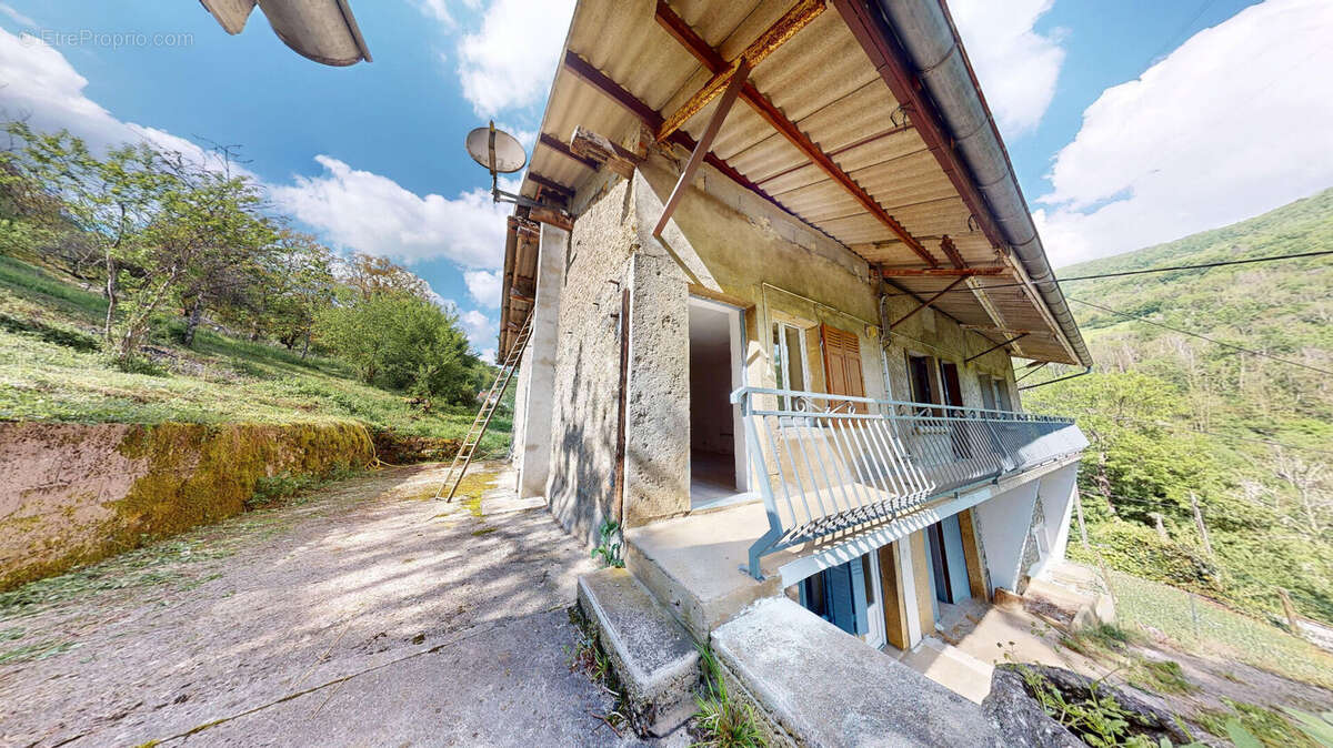Maison à SAINT-RAMBERT-EN-BUGEY