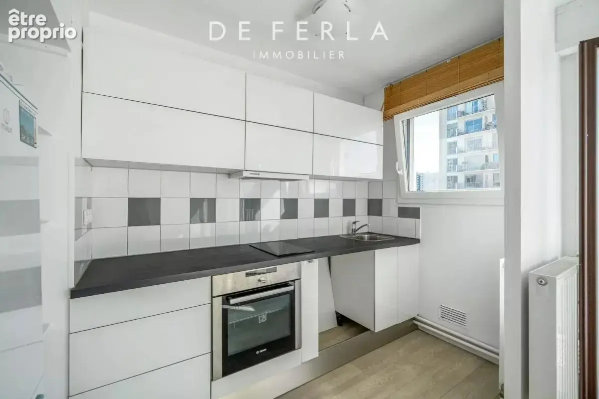 Paris 15e – Saint-Lambert - Studio dernier étage avec balcon - photo 9