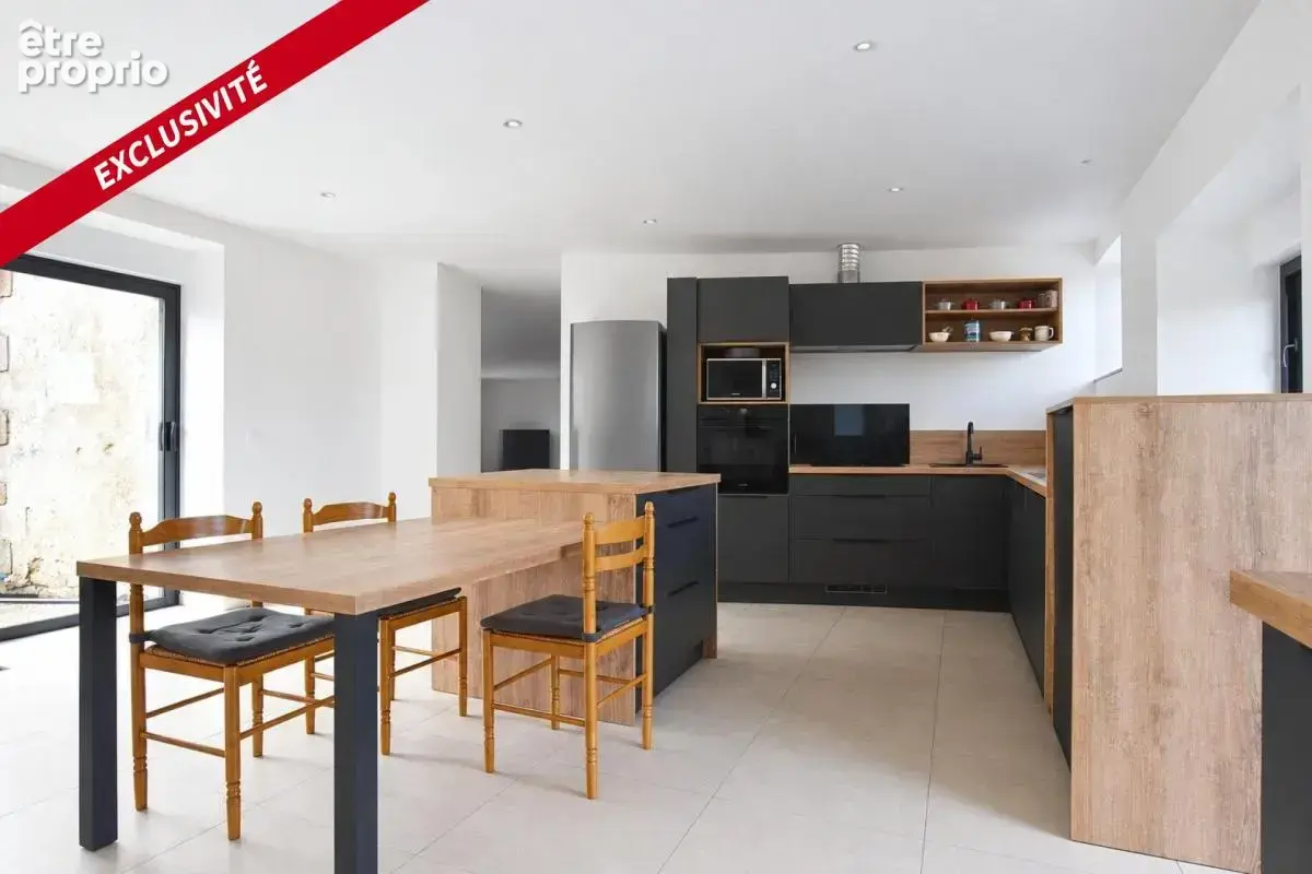 Corps de ferme, maison 220m², 6 pièces - photo 7