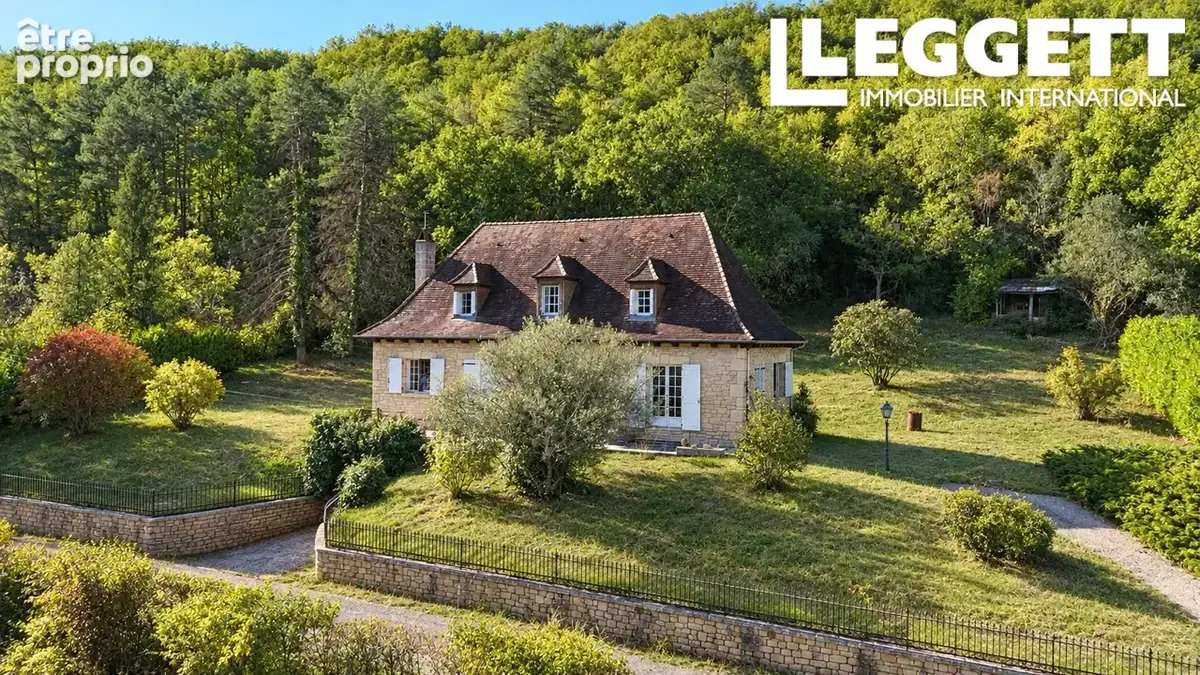 Maison à CONDAT-SUR-VEZERE