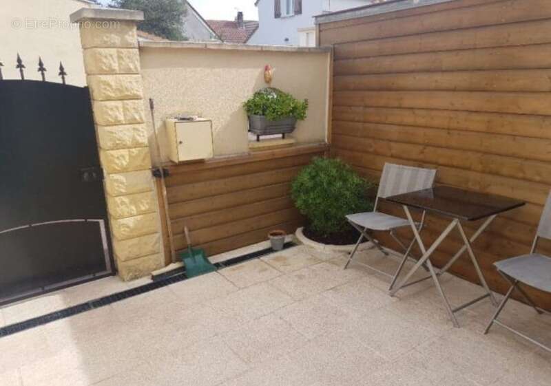 Maison à VILLECRESNES