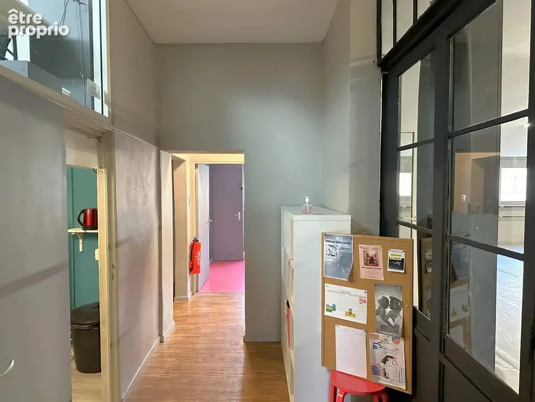 Commerce 273 m² à Toulon  - photo 5