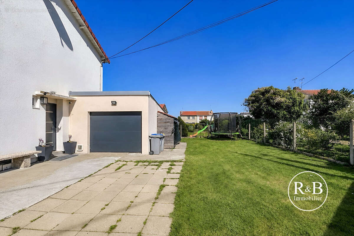 Maison Les Clayes Sous Bois 4 pièce(s) 74 m2 - photo 14