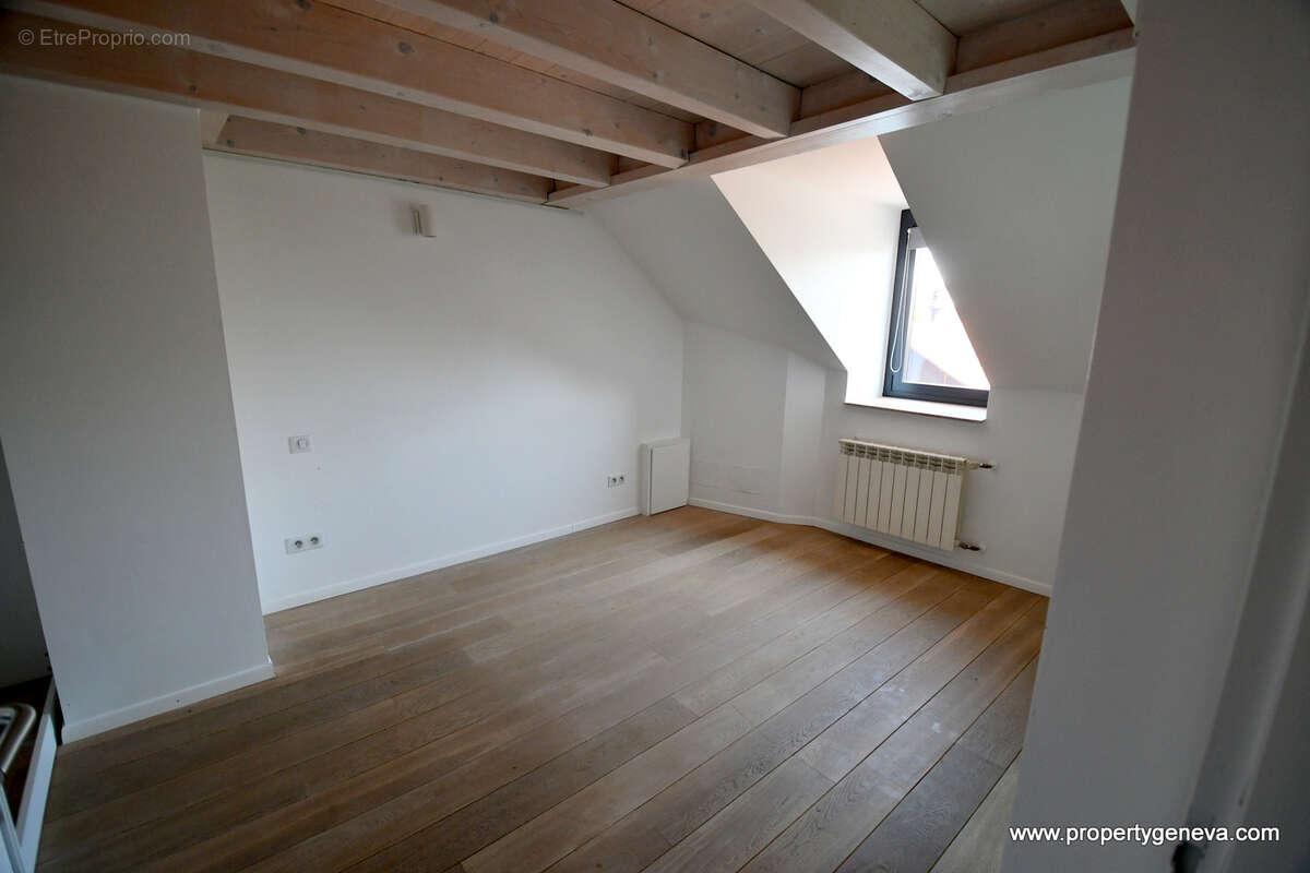 Maison à FERNEY-VOLTAIRE