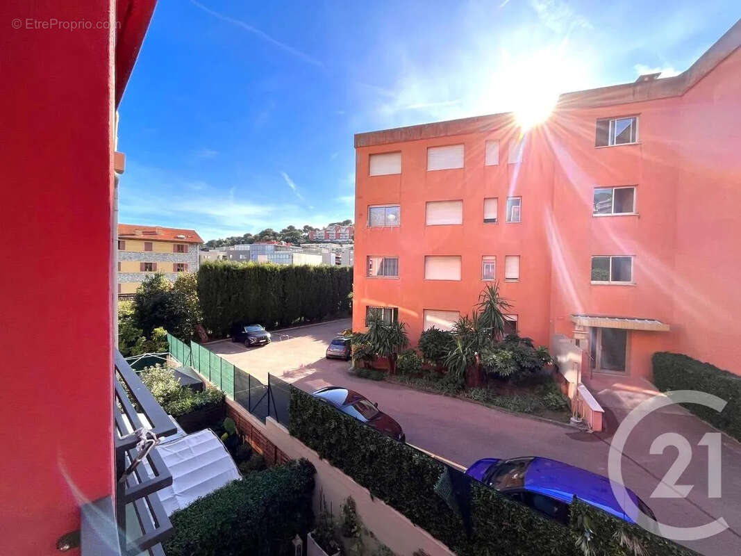 Appartement à ROQUEBRUNE-CAP-MARTIN