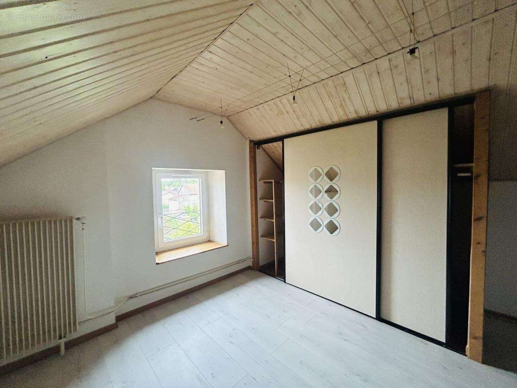 Valentigney superbe duplex 110 m2 - photo 5