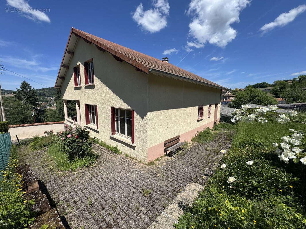 Photo 2 - Maison à COURS-LA-VILLE