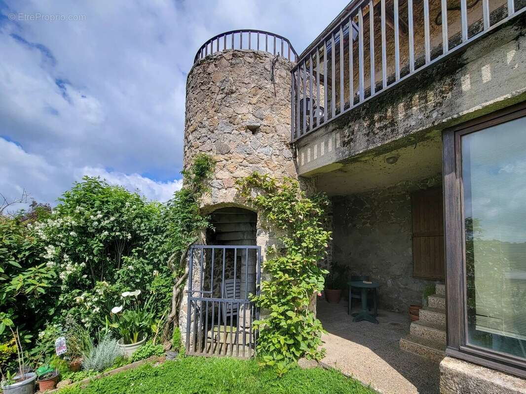 Maison à LUNAC