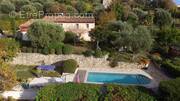 Maison à CHATEAUNEUF-GRASSE