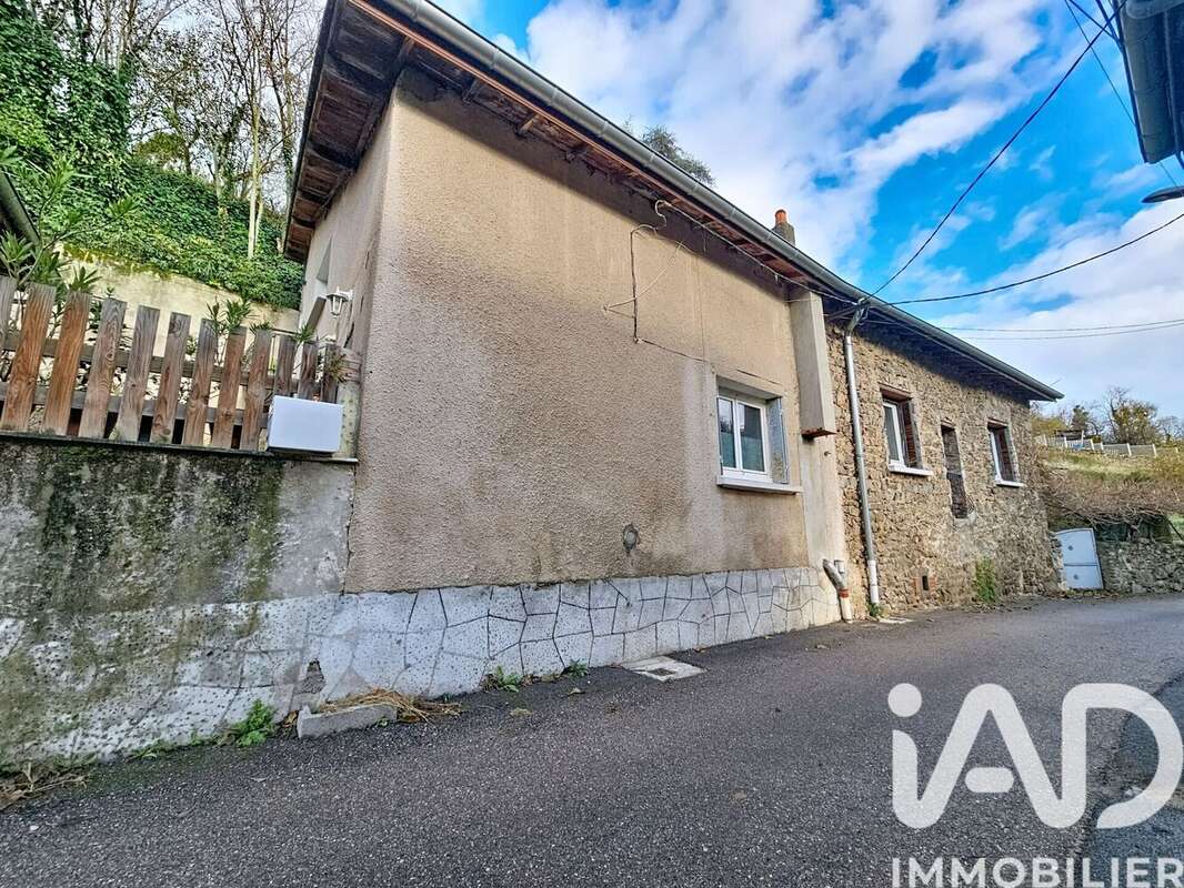 Maison 114 m² à Limony  - photo 5