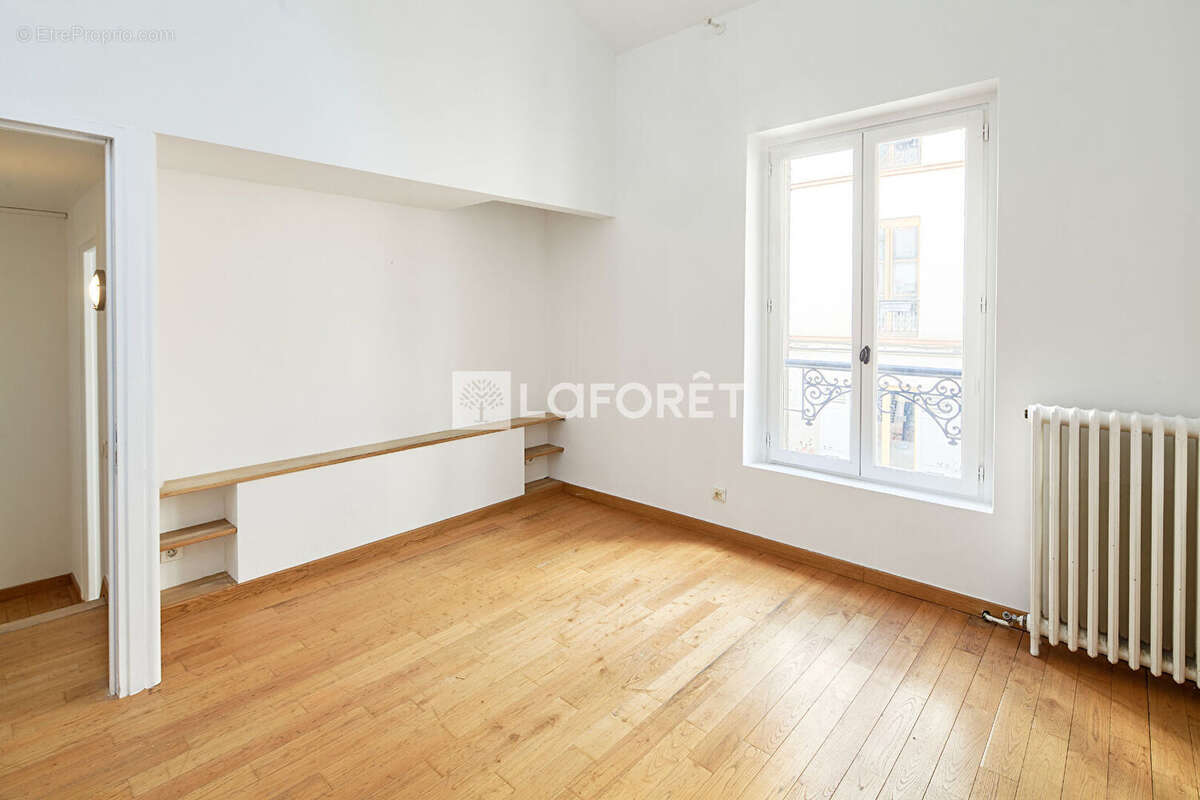Appartement à PARIS-20E