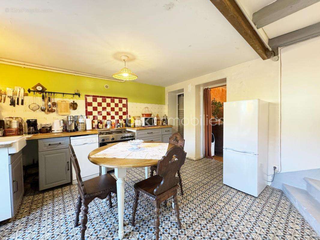 Appartement à POISAT