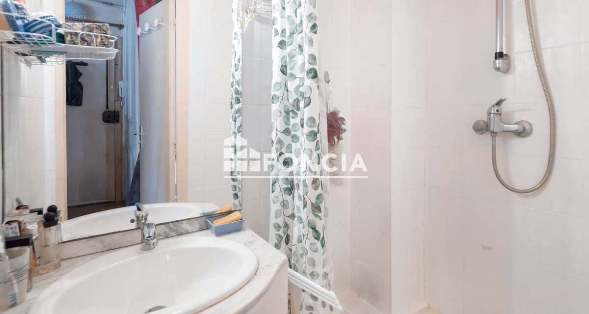 Appartement à PARIS-10E