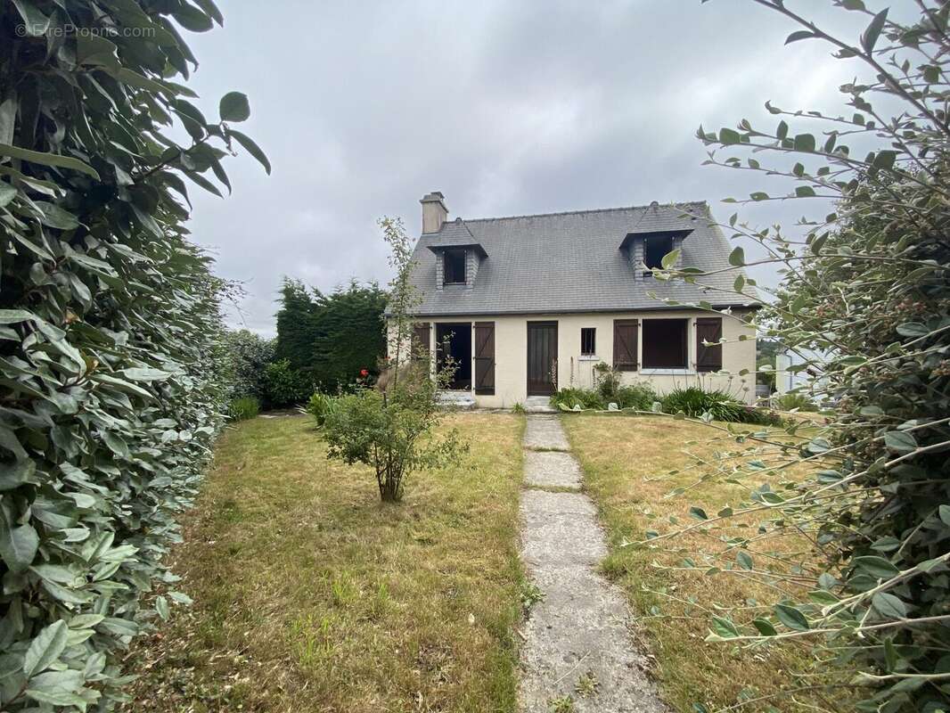 Maison à MINIHY-TREGUIER
