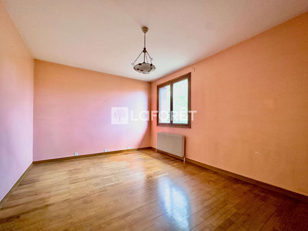 Maison à LA TRONCHE