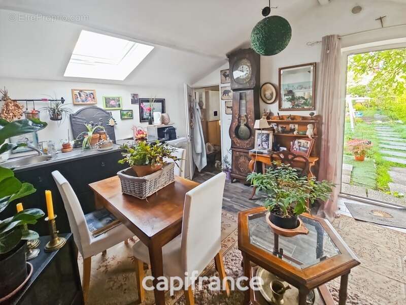 Maison familiale avec jardin & studio indépendant – Saint-André-de-Cubzac ( haut de Port de Plagne) - photo 19