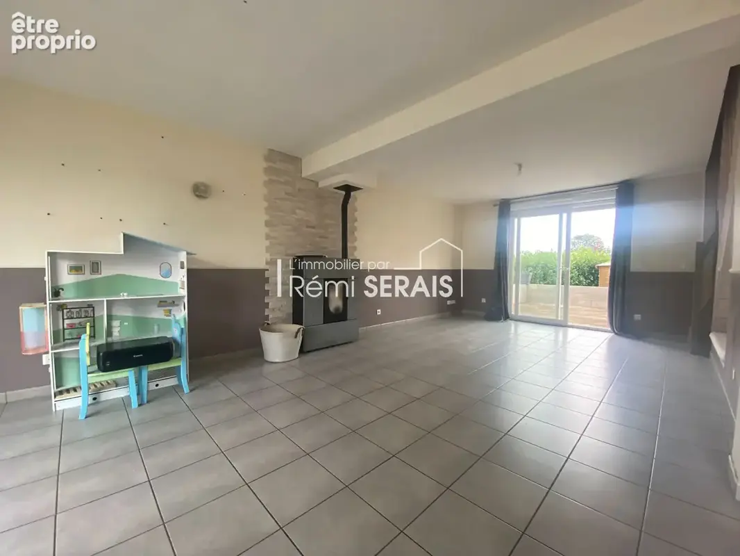 Potigny : une maison familiale avec terrasse et jardin à découvrir - photo 3