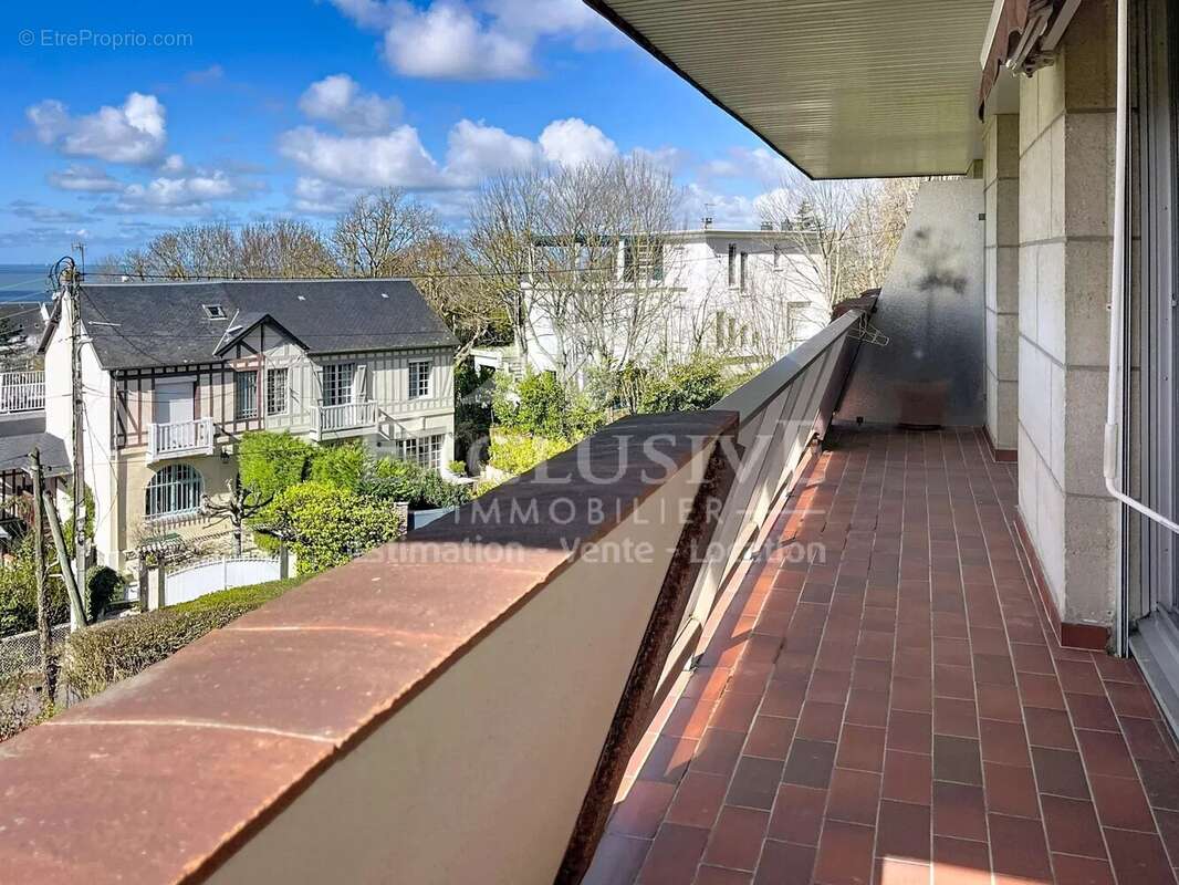 Appartement à TROUVILLE-SUR-MER