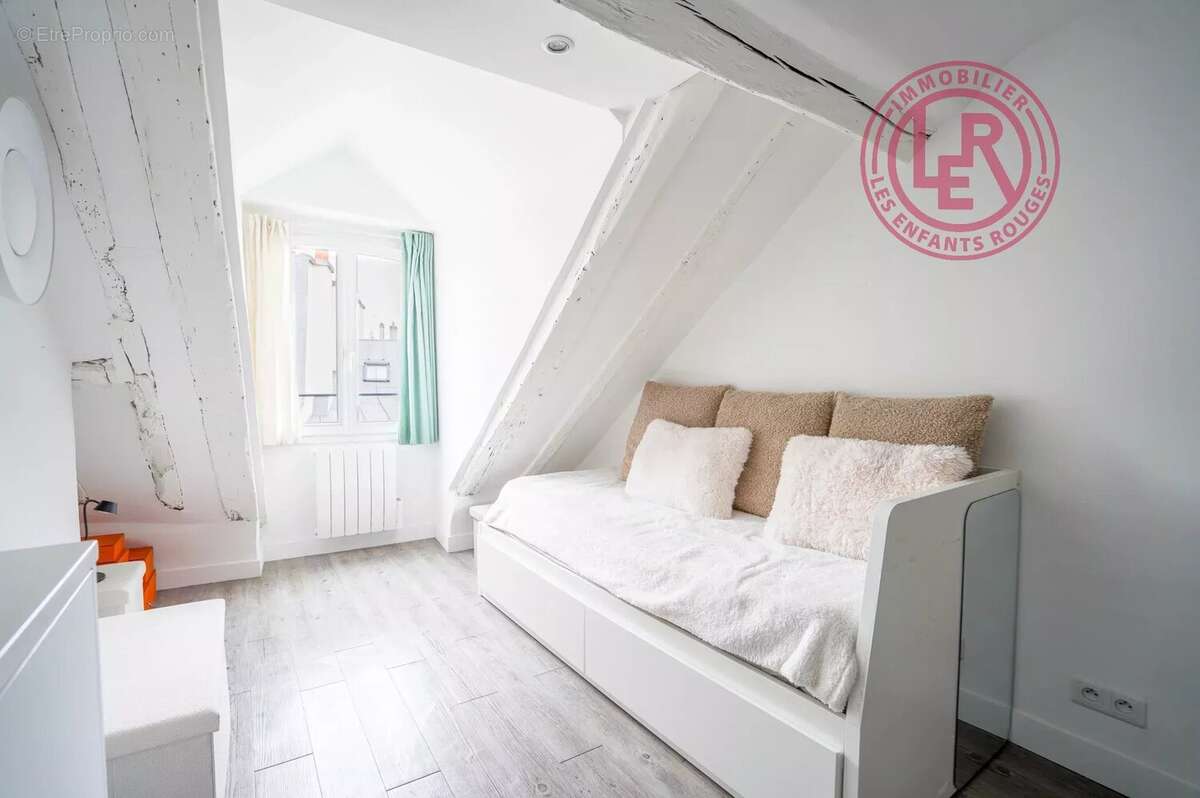 Appartement à PARIS-4E