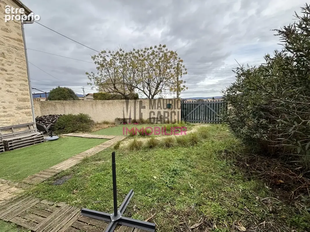 Maison 3 pièces 57 m² à vendre à Mazan (84380) - photo 2