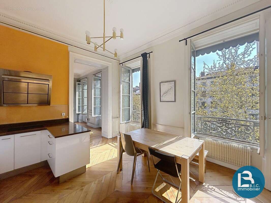 Appartement à LYON-3E