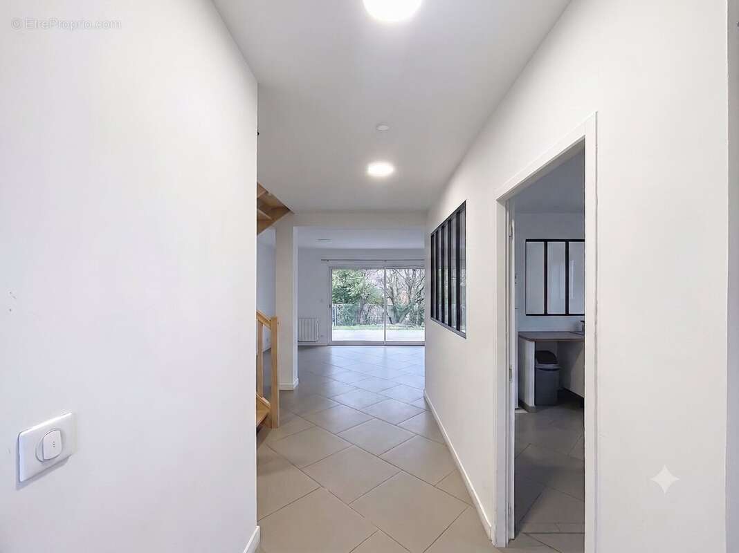 BALMA proche centre ville, Maison récente T5 155 m² - photo 2