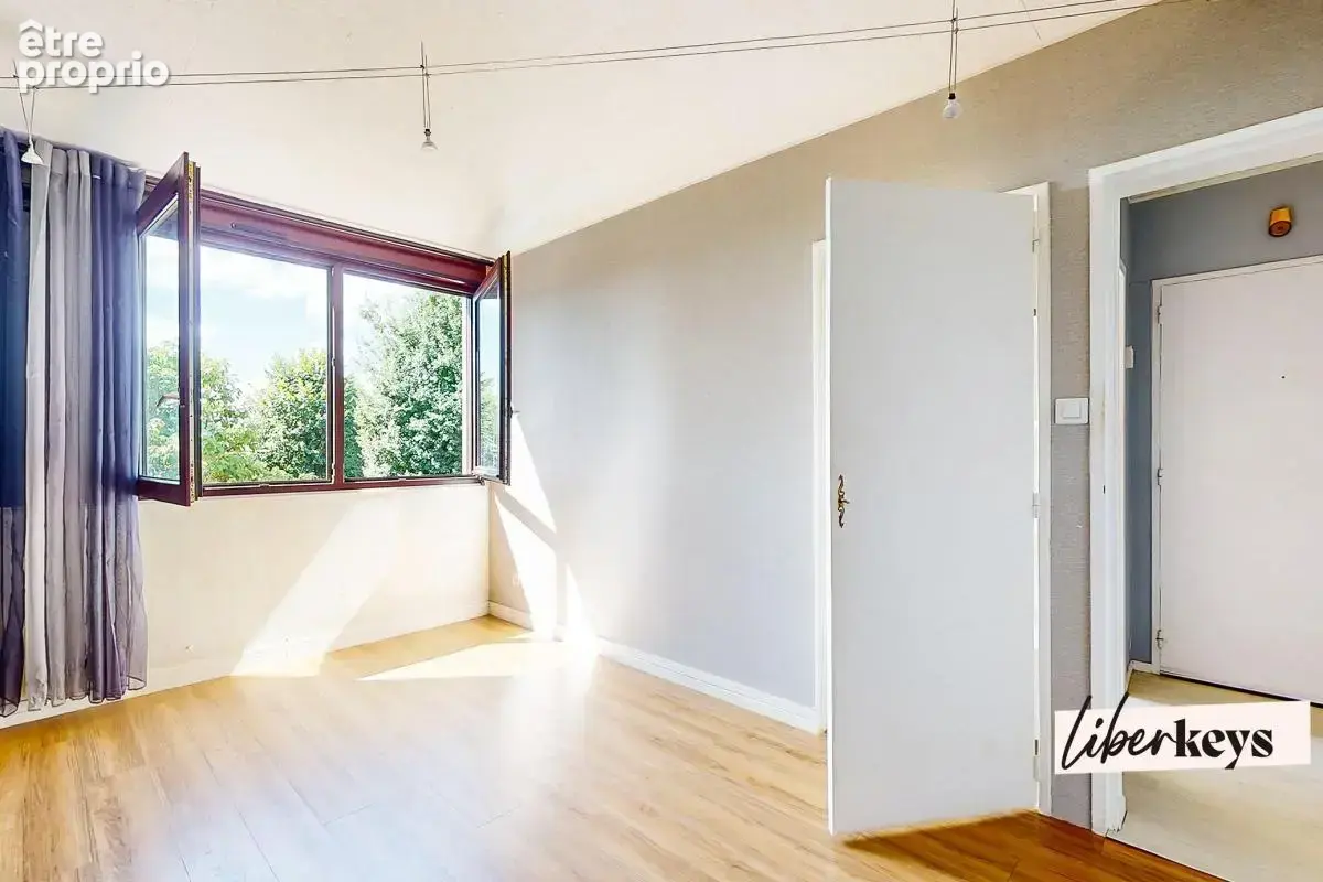 T3 lumineux 51 m² – Vue panoramique Nancy – Façade & Isolation payées (Passage en DPE C) - photo 7
