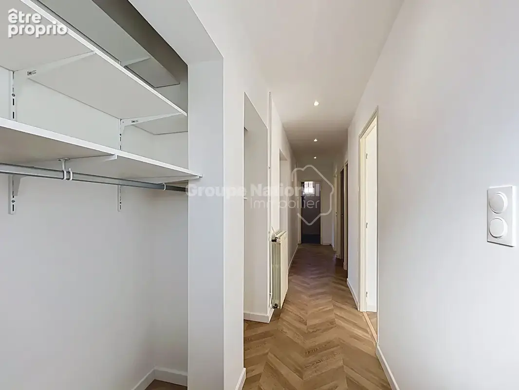 Exclusivité  3 chambres ? panneaux solaires garage  petite cour aucune charge de copropriété - photo 2