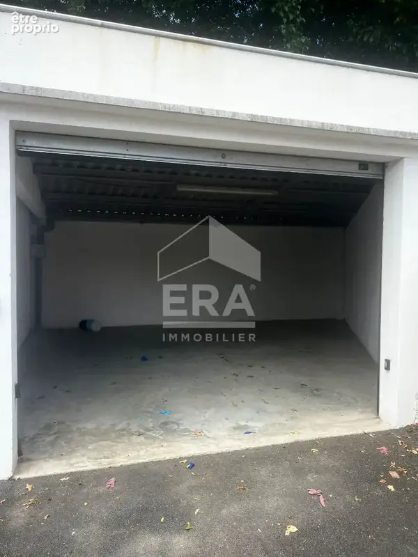 Rare grand garage secteur Chassin - photo 3