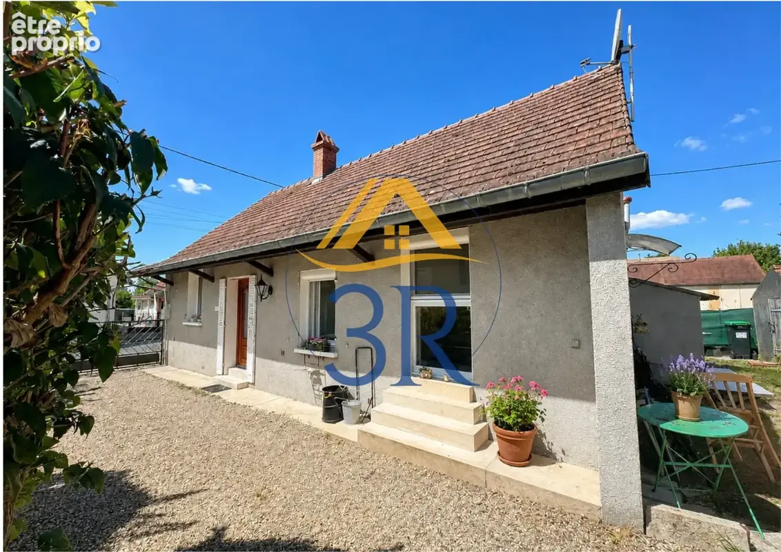 Maison 3 pièces 82 m² à vendre à Longepierre (71270) - photo 1