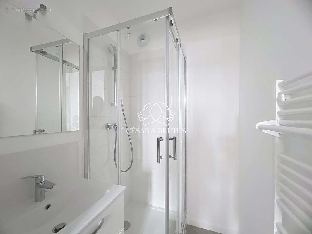 Appartement 30 m² à Thizy  - photo 5