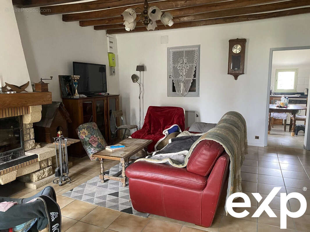 Maison à SAINT-MARTIN-DES-BOIS