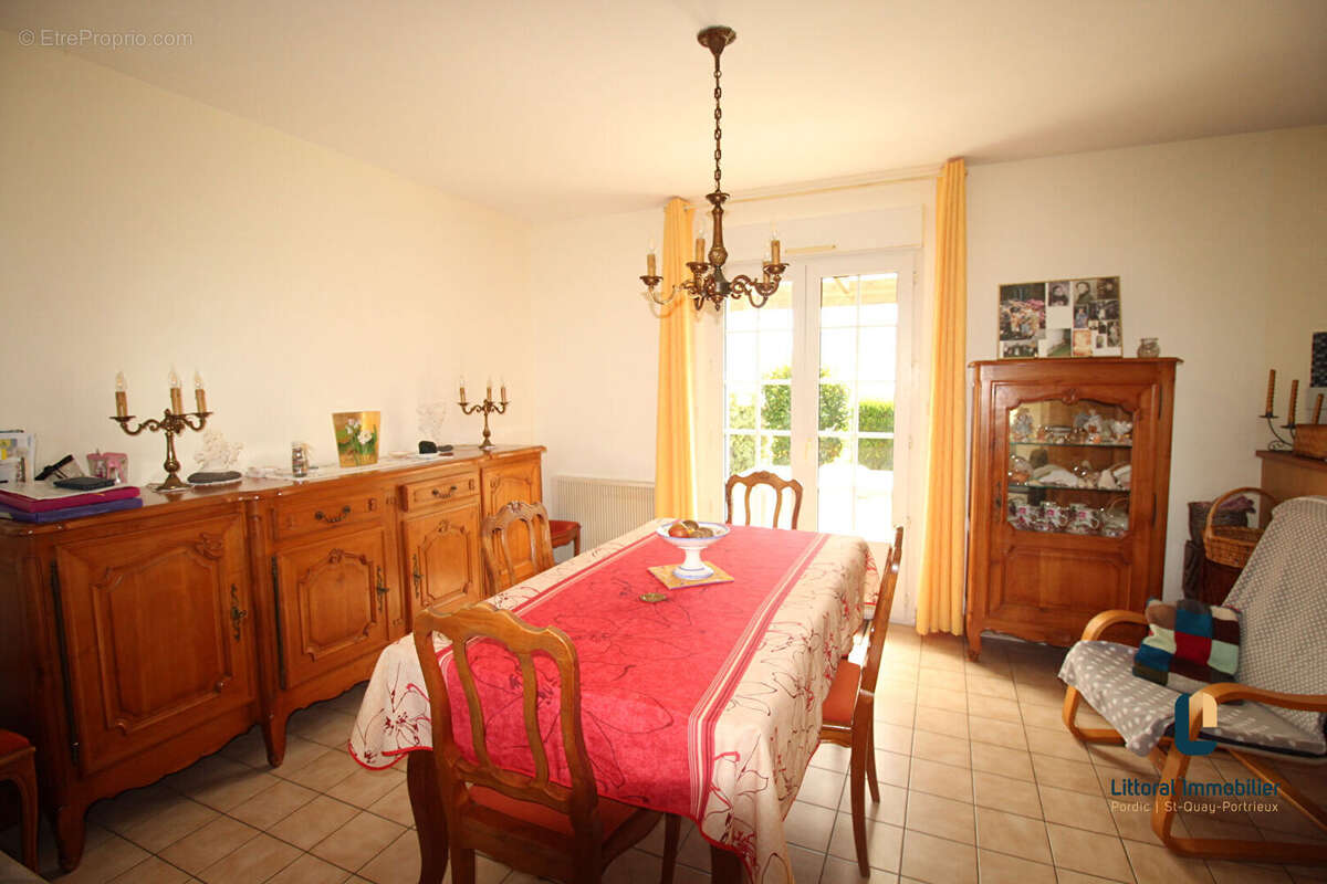 Maison à ETABLES-SUR-MER