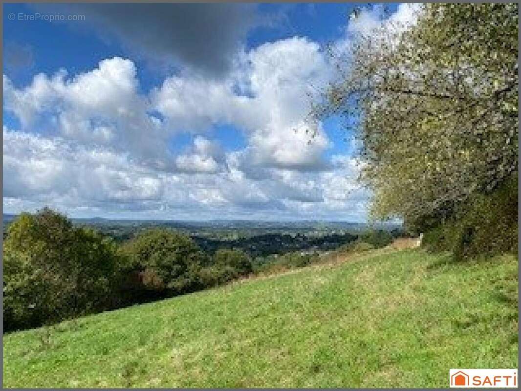 Photo 3 - Terrain à VOUTEZAC