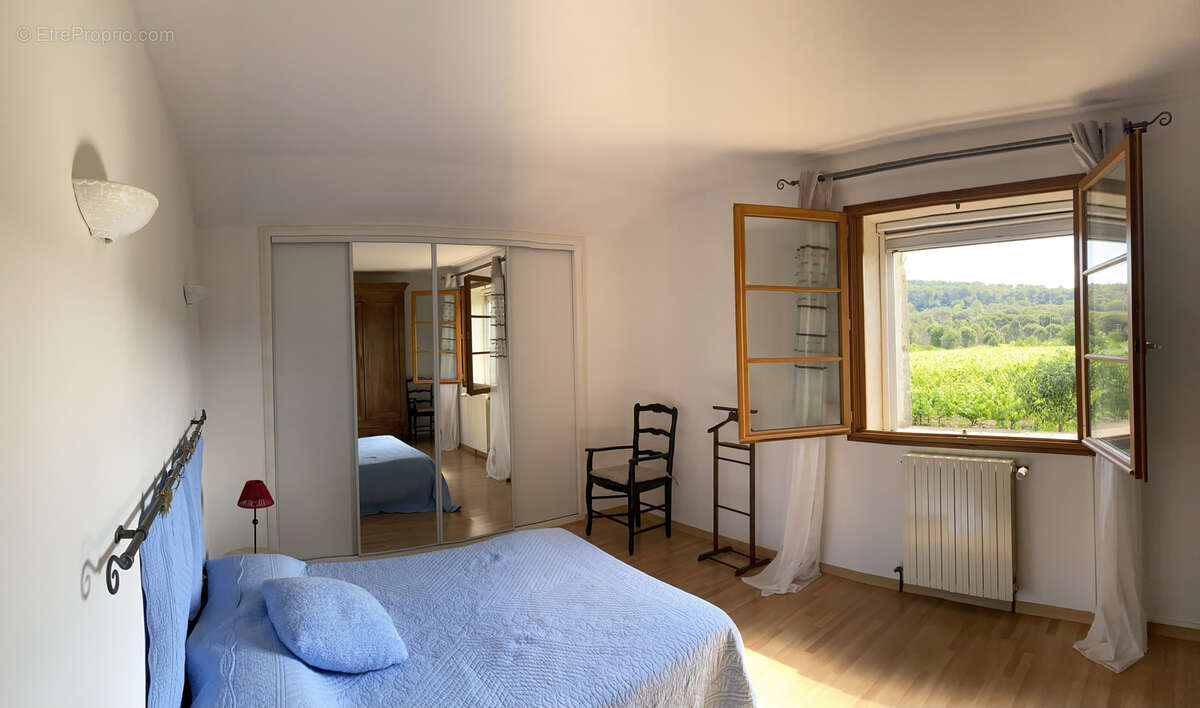 Maison à BAGNOLS-SUR-CEZE