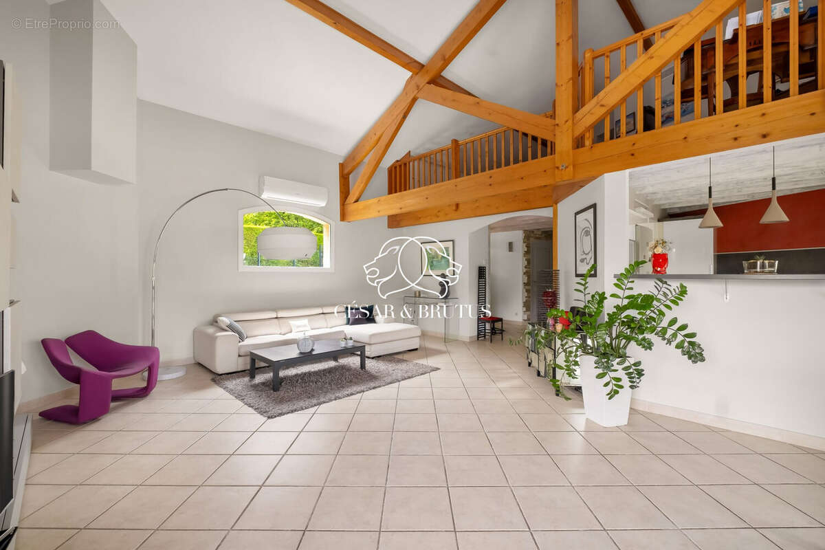 Maison 5 pièces 144 m² à vendre à Villette-De-Vienne (38200) - photo 9