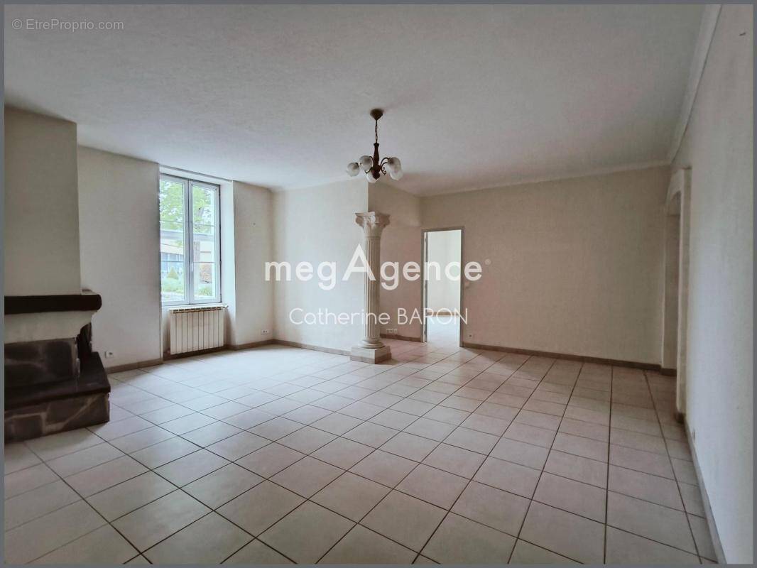 Maison à COGNAC