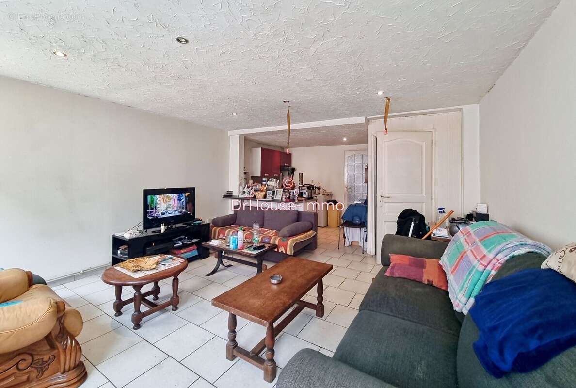 Appartement 235 m² à Avesnes-Sur-Helpe  - photo 33