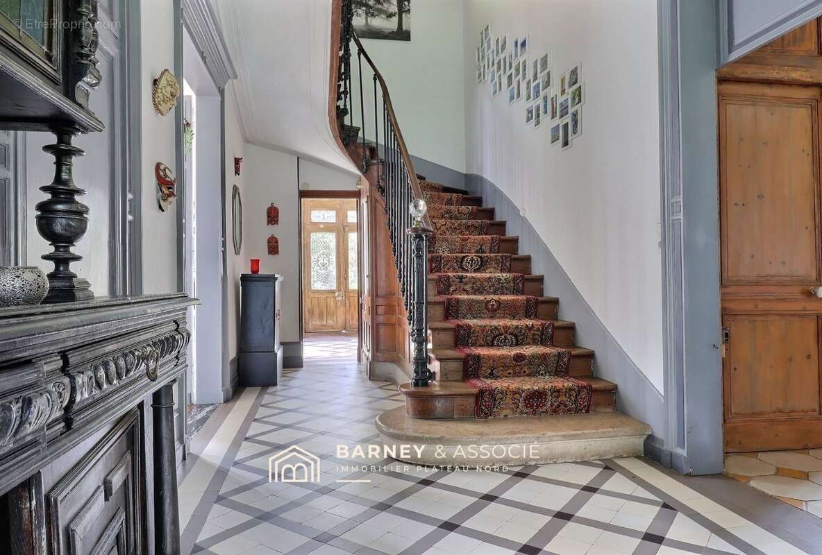 Maison à SAINT-JACQUES-SUR-DARNETAL