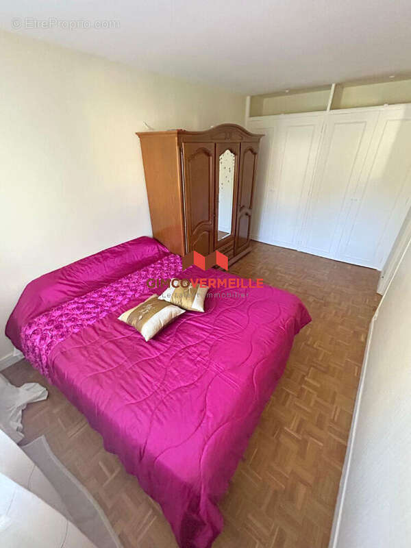 Appartement à LA CELLE-SAINT-CLOUD