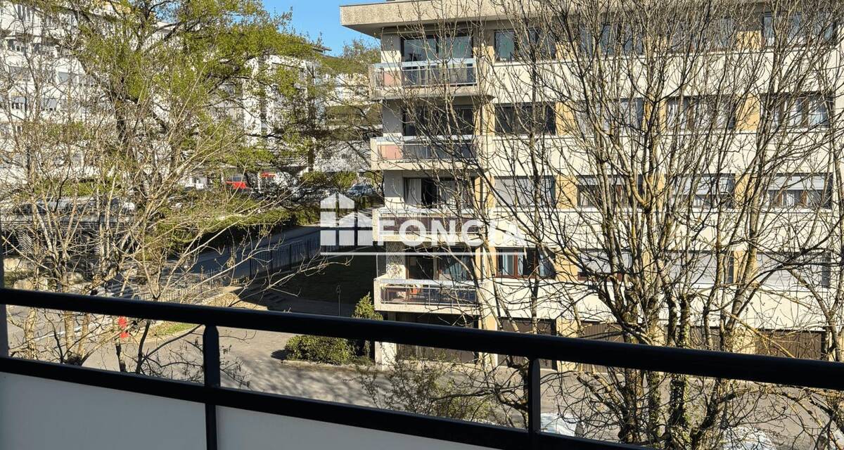 Appartement à SAINT-JULIEN-EN-GENEVOIS