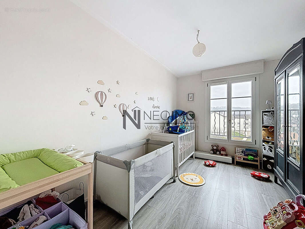 Appartement à NEUFCHATEAU