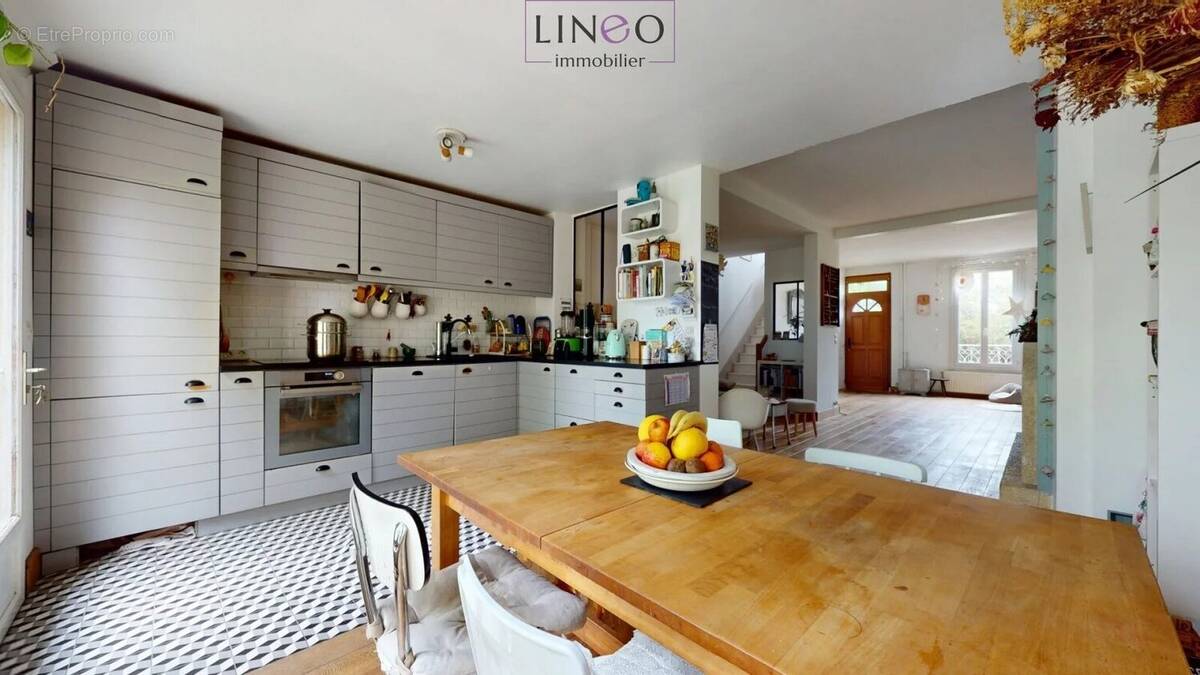 Maison à CHOISY-LE-ROI