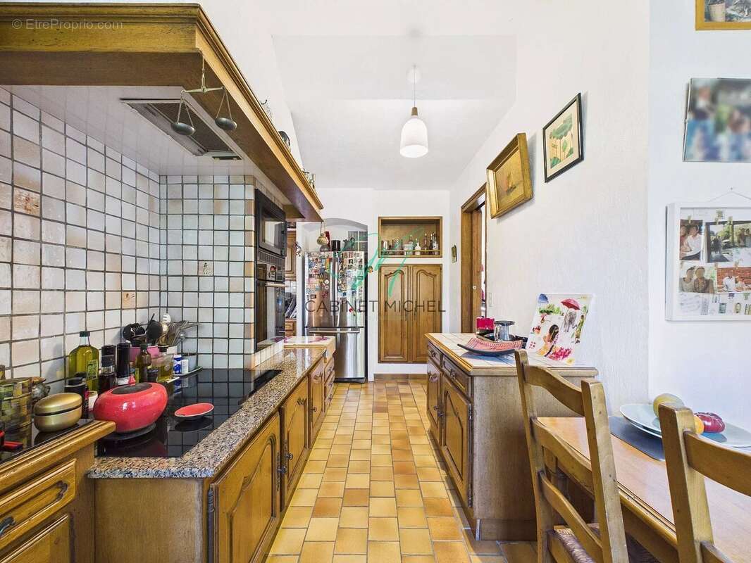 Maison à ROQUEFORT-LES-PINS