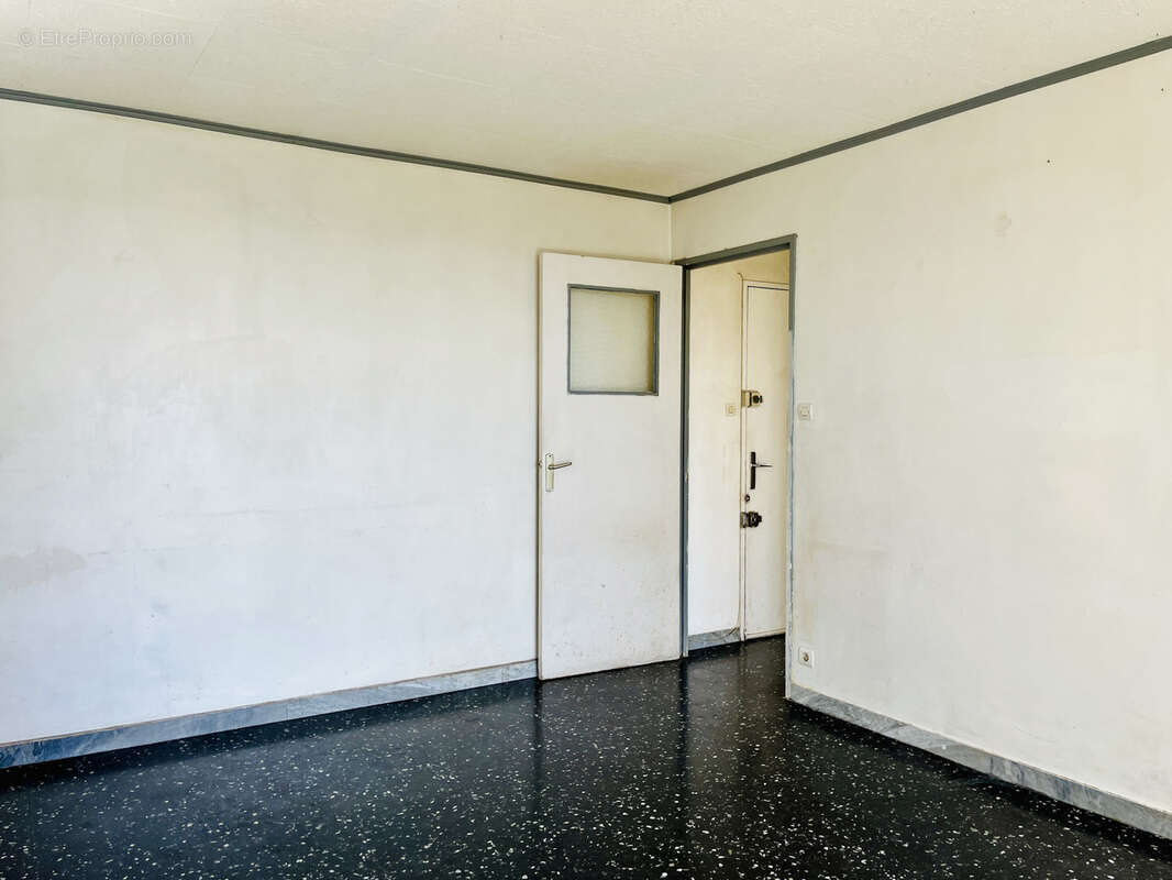 Appartement à MARSEILLE-10E