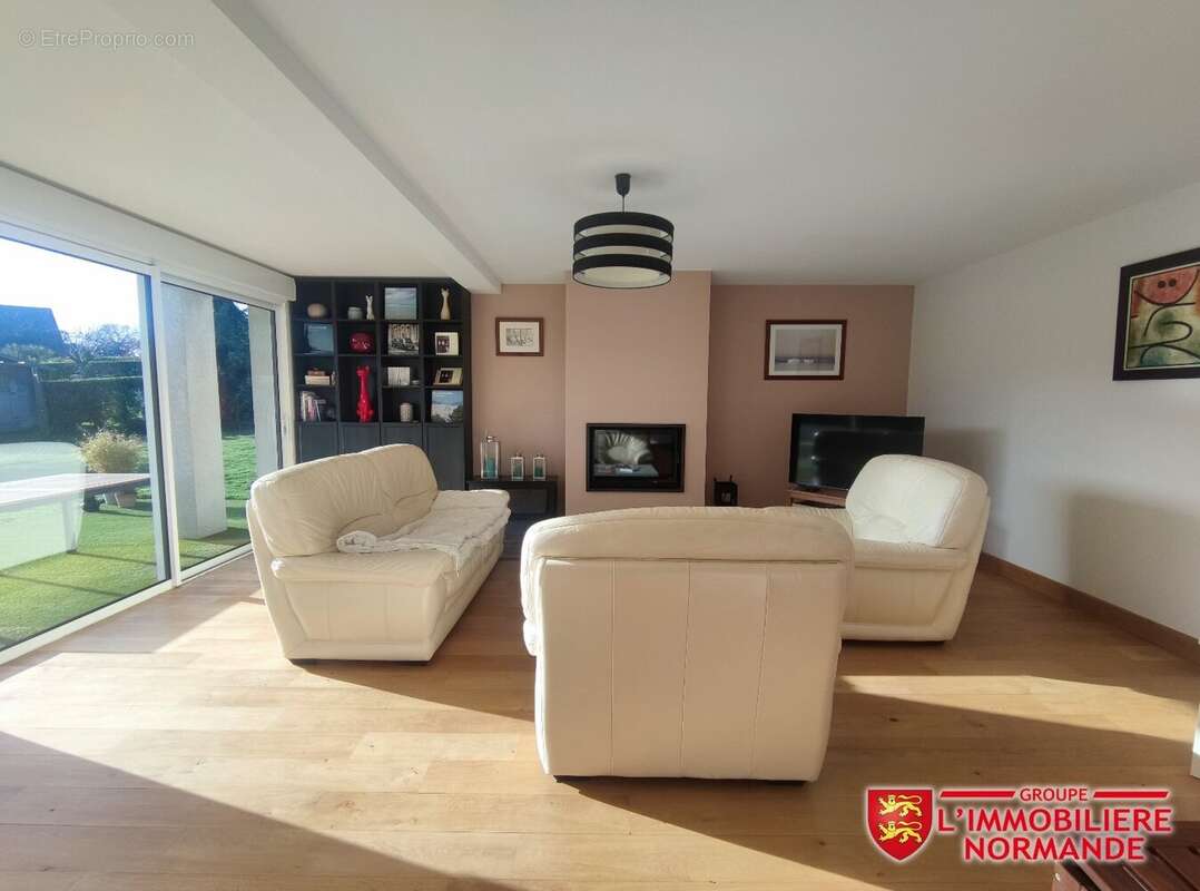 Maison à PACY-SUR-EURE