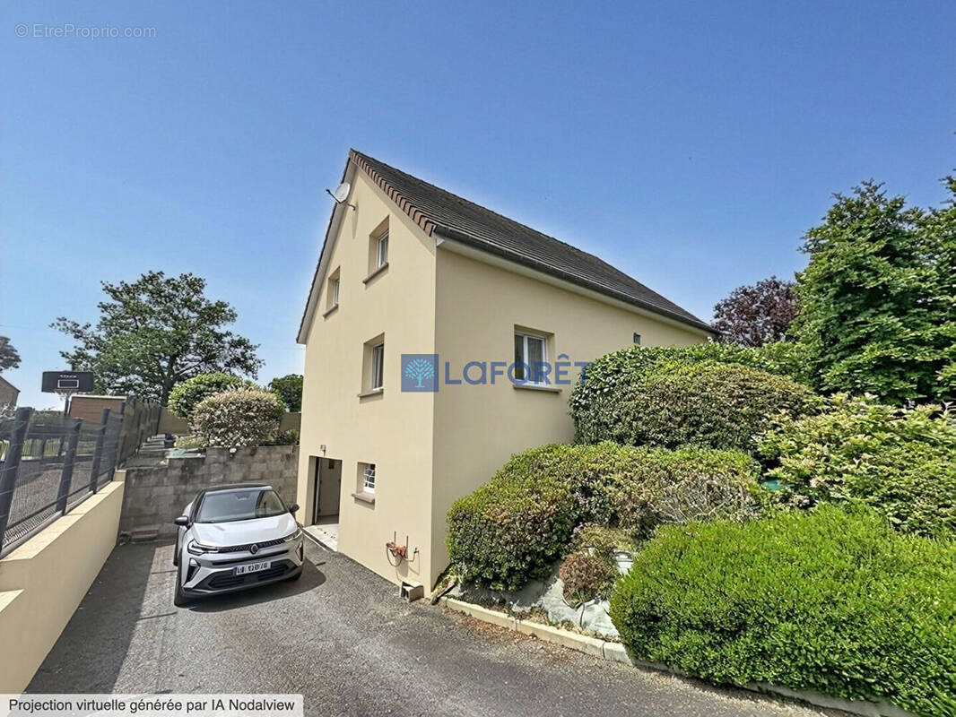 Maison à LA LANDE-PATRY