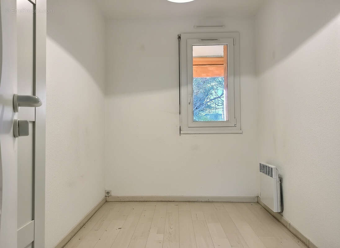 Appartement à BORMES-LES-MIMOSAS