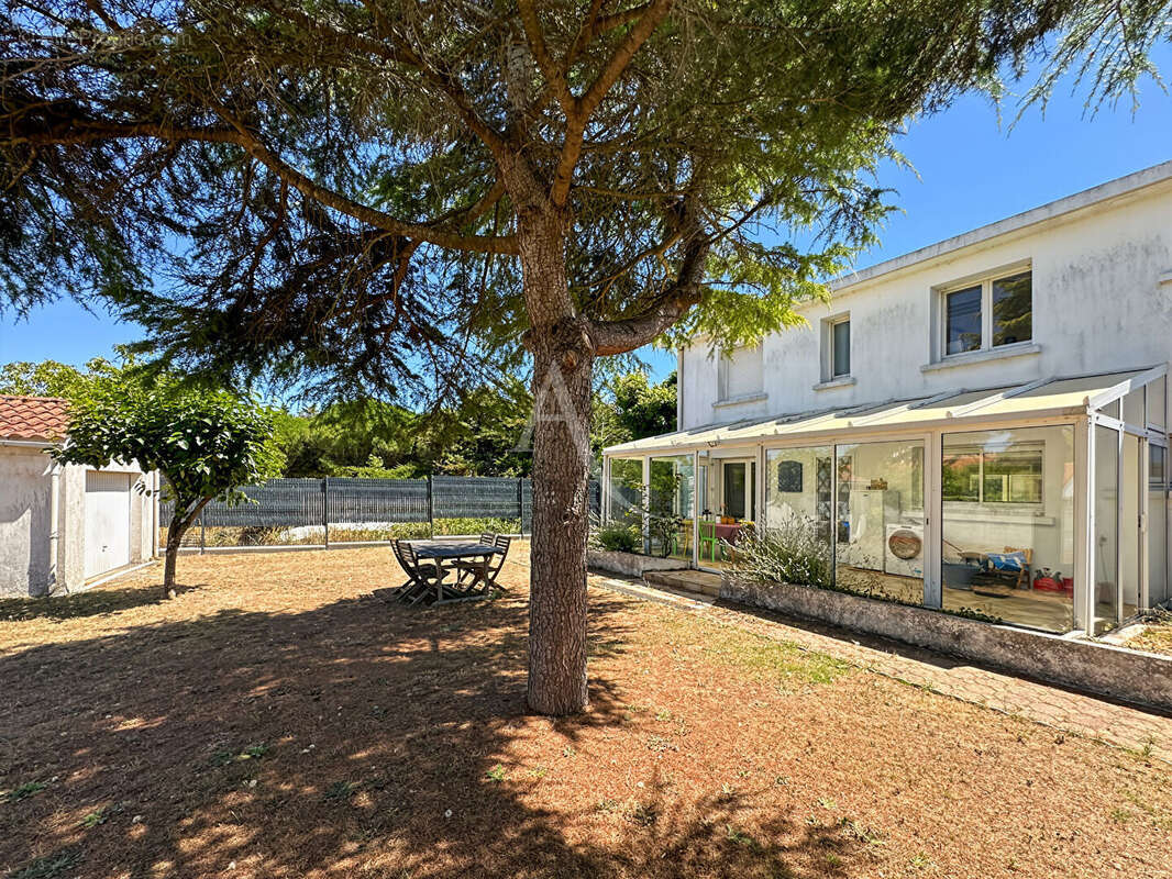 Appartement en rez-de-jardin avec garage, 2 parkings - Saint Jean De Monts - photo 15